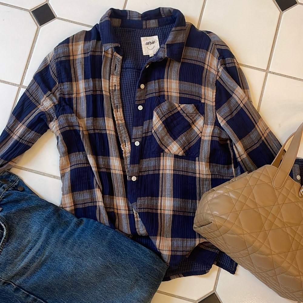 Kirk new Aerie navy blue and tan flannel like shirt.